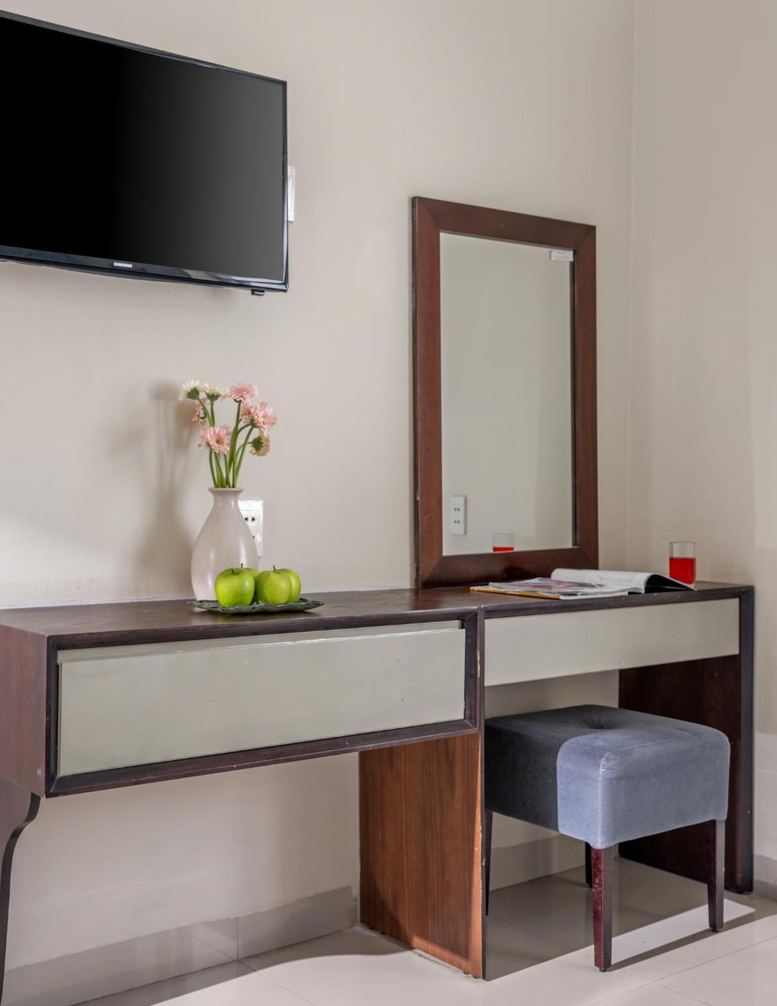 Hanoi Blue Beach Hotel Дананг Экстерьер фото